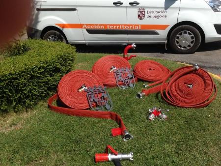 Imagen La Diputación dota de material de extinción de incendios a 33 municipios