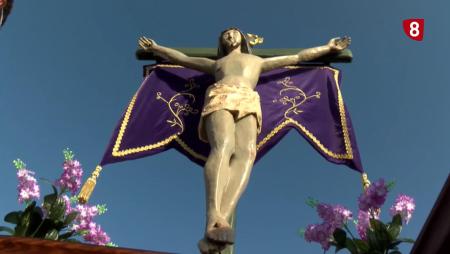 Imagen Tradición y la devoción por el Santo Cristo del Amparo en Carbonero de Ahusín